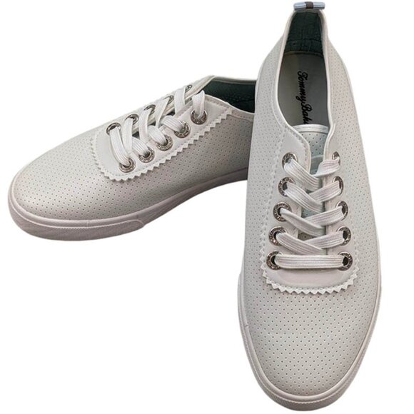 Tommy Bahama Shoes - Tommy Bahama Perforated Sneakers Womens 8.5 White Lace Up Coastal Preppy Resort